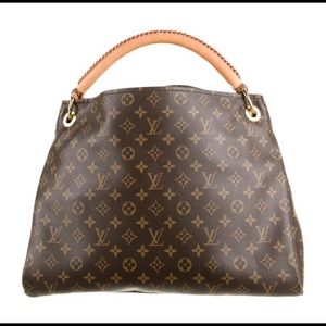 Louis Vuitton Artsy MM